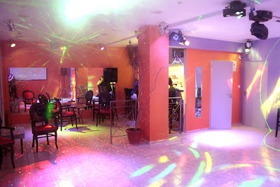 el Caribe Dance Club