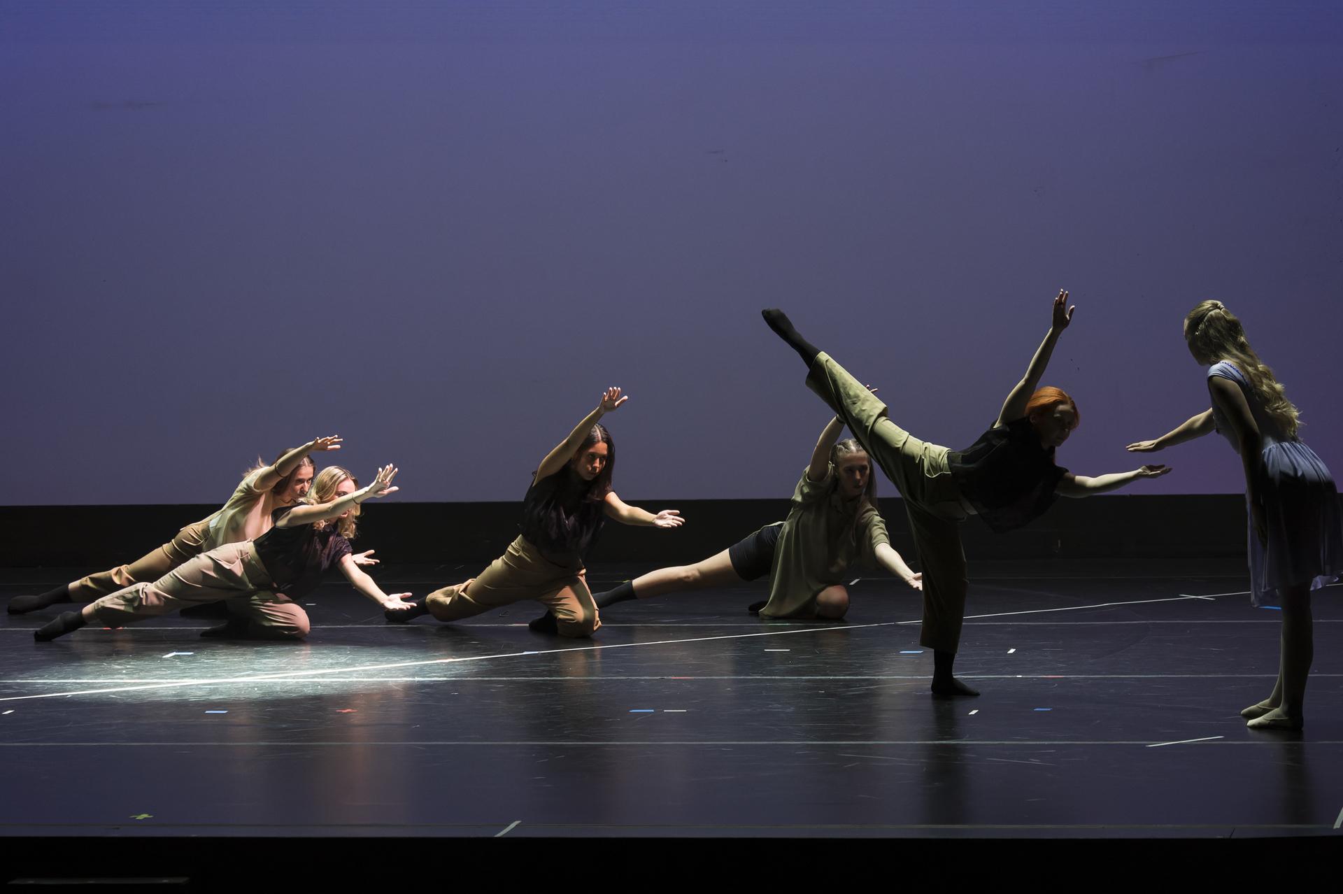 School Dance Roula Papadopoulou